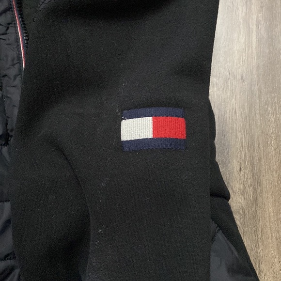 🧥 TOMMY HILFIGER LIKE NEW WINDBREAKER PUFFER SWEATER JACKET MENS SIZE LARGE - Picture 2 of 4